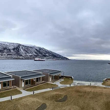Royal Skir Apartment Sea View Tromso Exterior photo