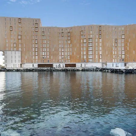 Royal Skir Apartment Sea View Tromso Exterior photo